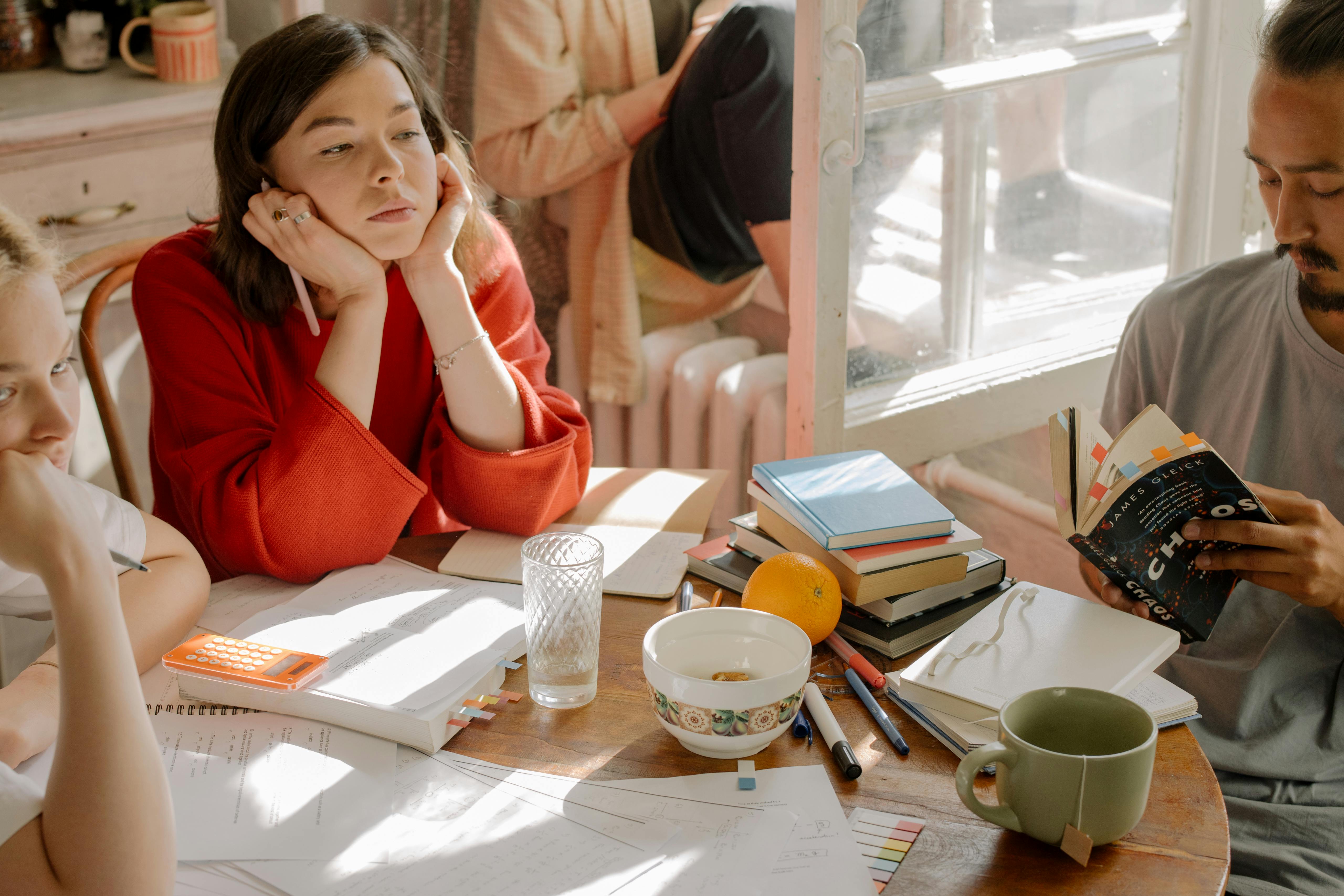 Group of people | Source: Pexels