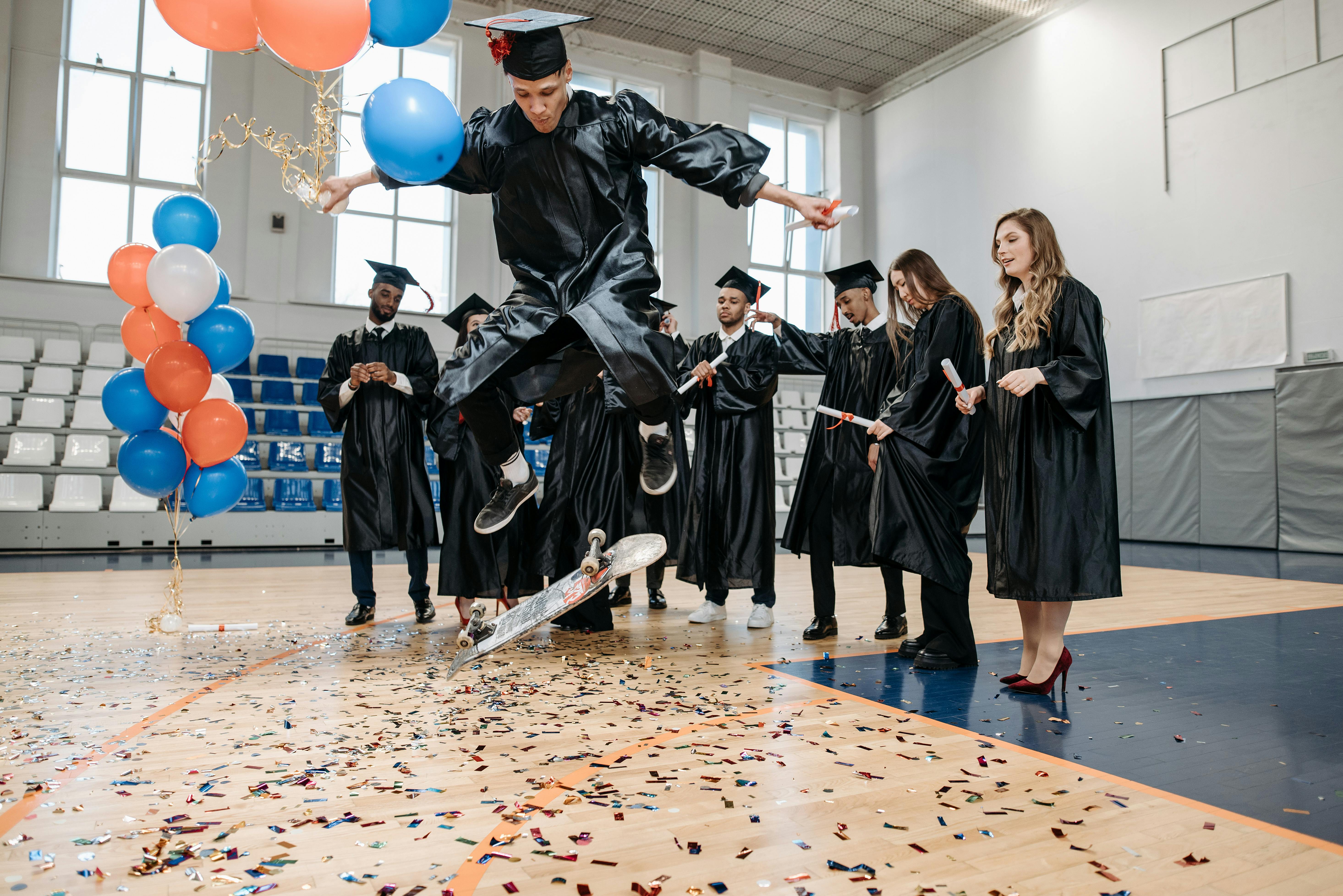 Graduating students | Source: Pexels