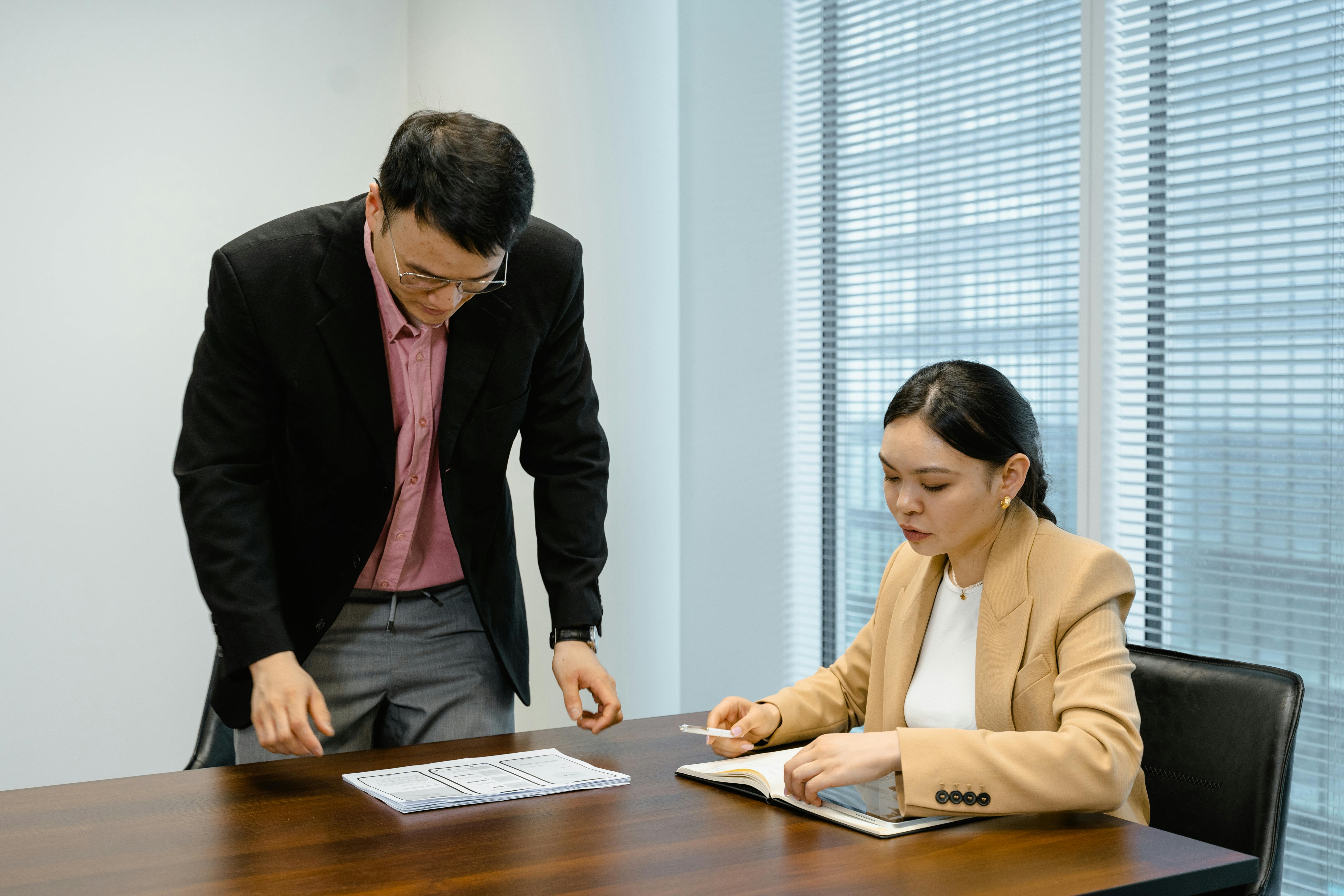 People in an office | Source: Pexels