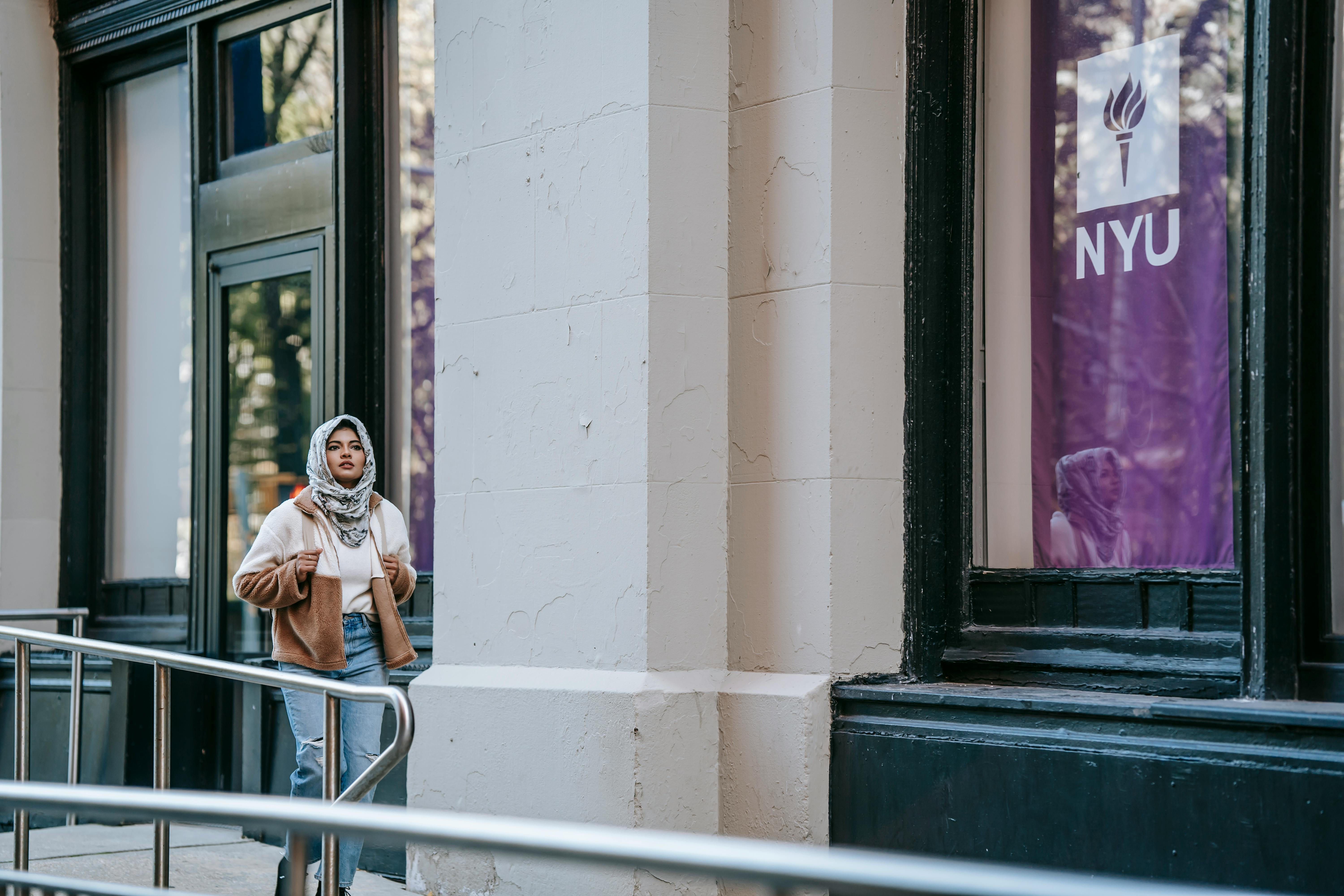 Woman near a university | Source: Pexels